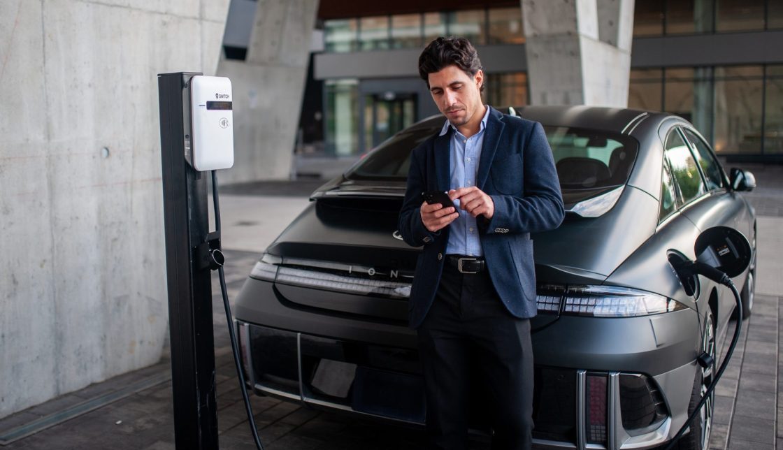 Quebec EV charging incentives and policies